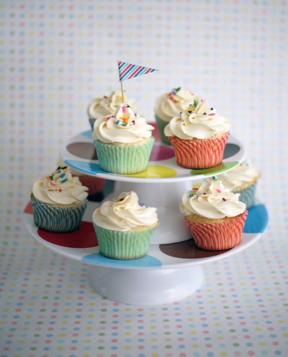 Cupcakes with Sprinkles - on Bluprint 