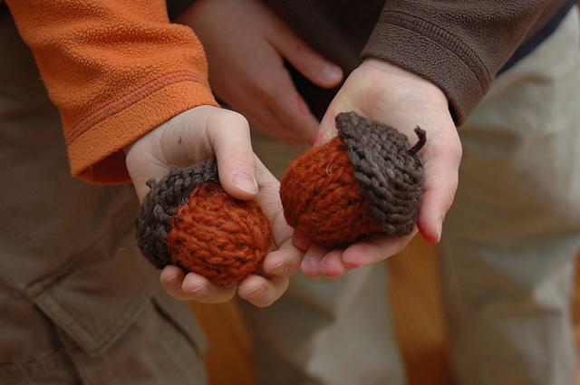 Little Knit Acorns 