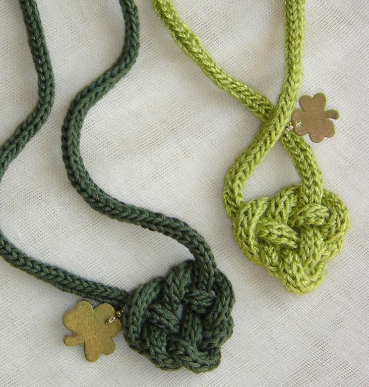 Knit Cable Necklaces 