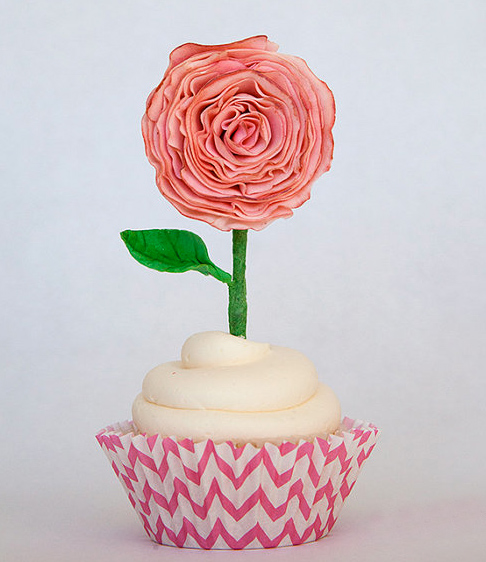 Cupcake with Flower Topper, on Craftsy