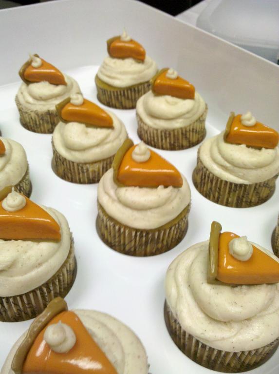Fall Cupcakes Topped with Mini Slices of Pumpkin Pie