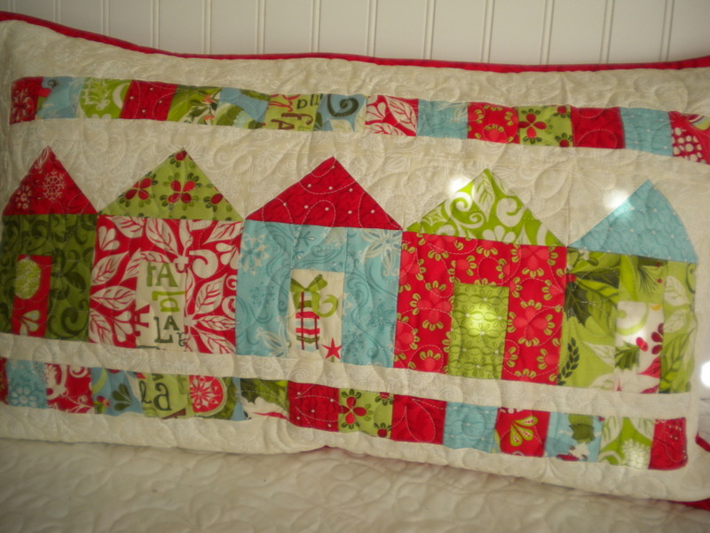 Pillow Sham Quilted with House Design 