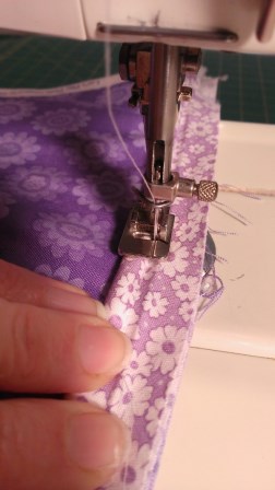Piping made using bulky overlock foot