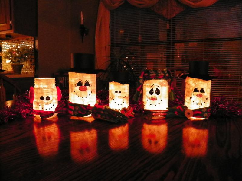 Snowmen Mason Jar Lanterns
