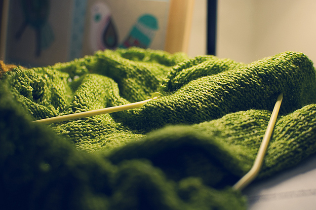 Lace knitting for beginners - Green lace knitting project