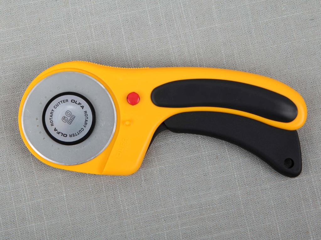 Rotary Cutter for Quilting 
