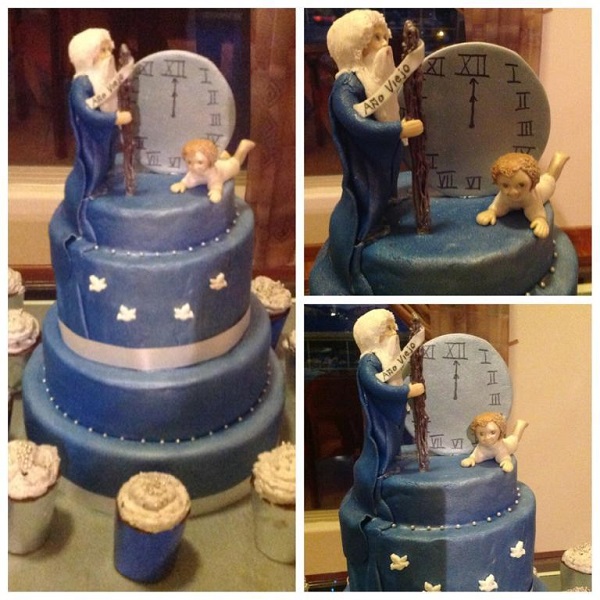 Bluprint.com Member Project - Father Time New Year's Cake 