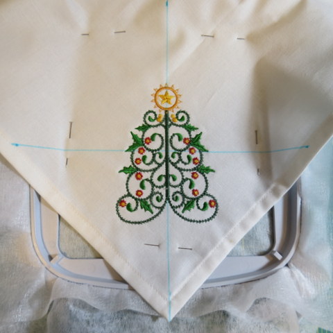 Stitching Christmas Tree Design in Napkin