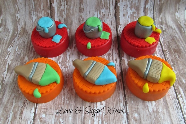 Little Fondant Paint and Brushes Toppers