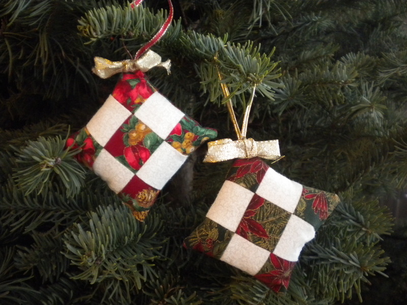 Sewing Pattern: 9-Patch Christmas Ornament 