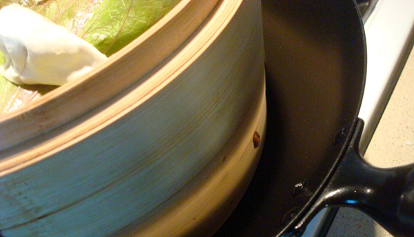 Bamboo Steamer with Dumpling 