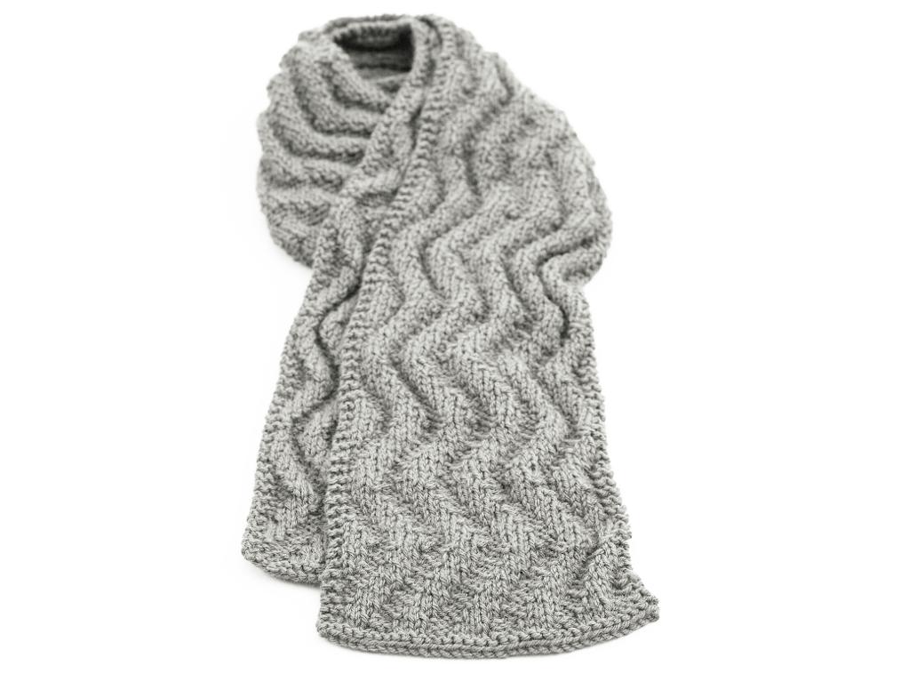 Wave rib knit scarf