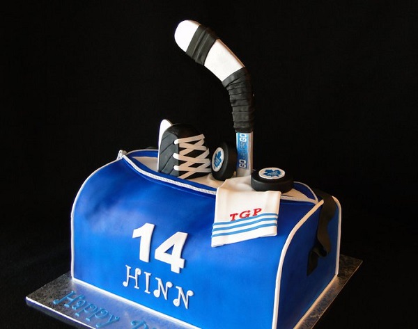 Sculpted Hockey Bag Cake