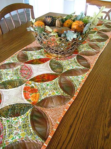 Quilted Orange Peel Table Runner: Project by Bluprint Member 