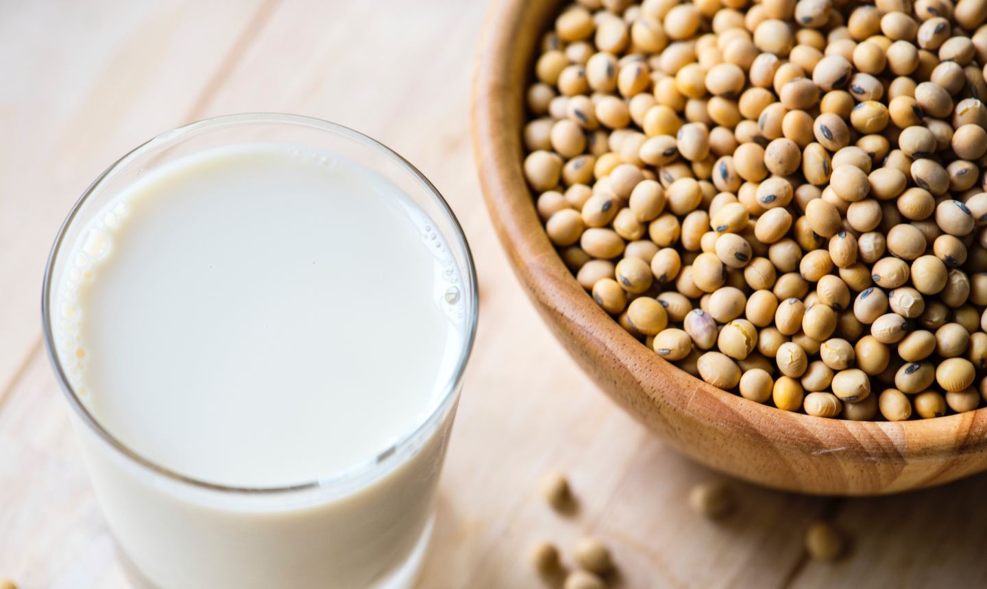 Imagen de leche de soja y judías