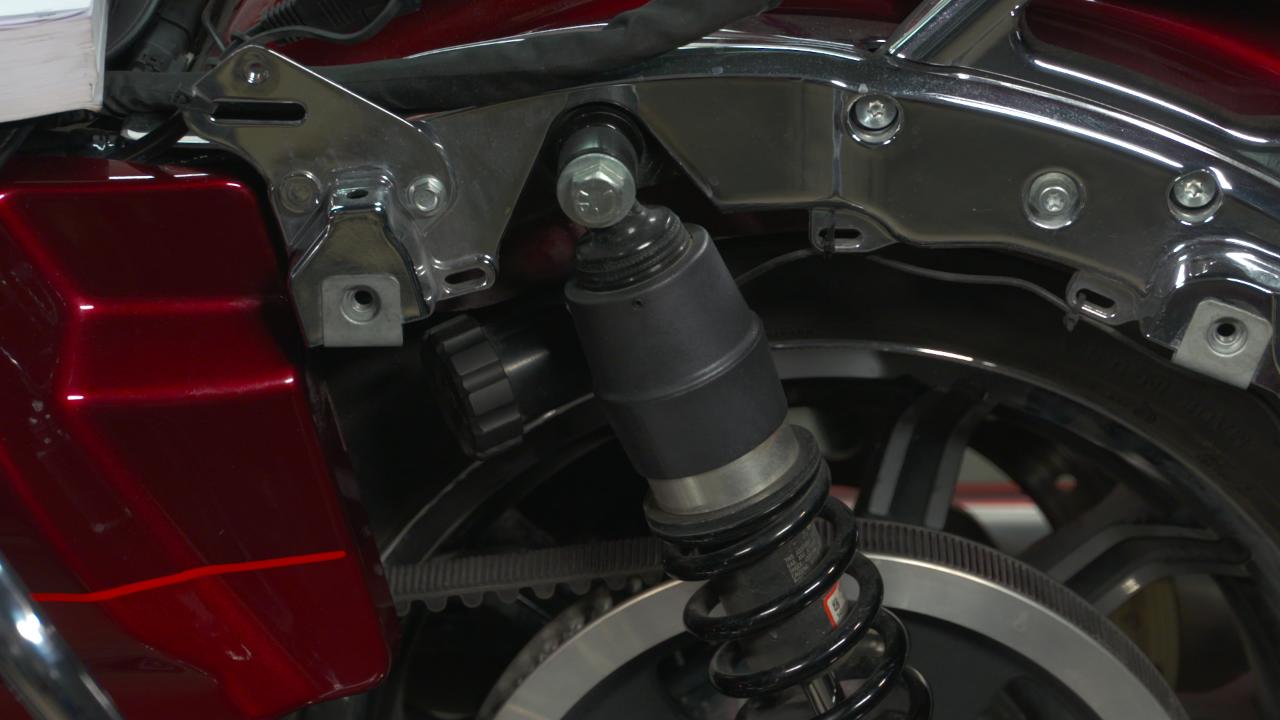 Harley Adjustable Rear Shocks Review | Fix My Hog