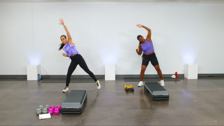 Two women doing a strength workout