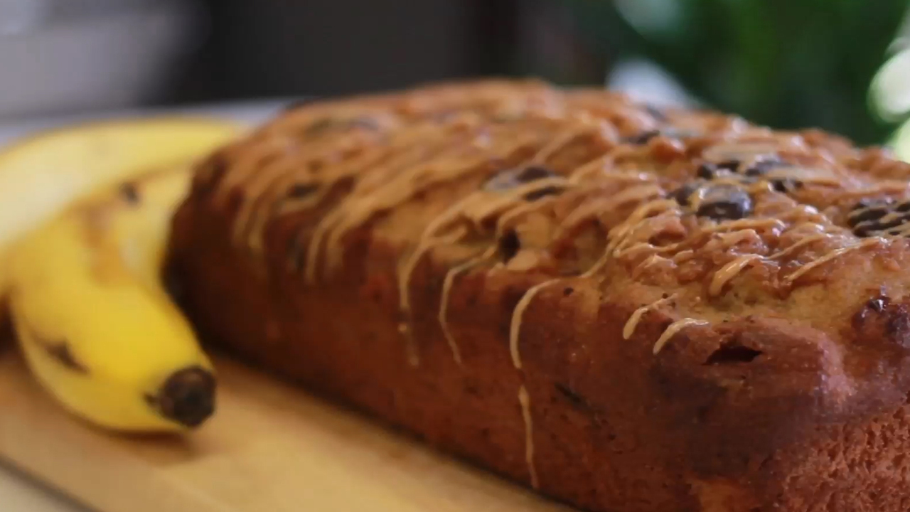 Healthy Chocolate Chip Banana Bread