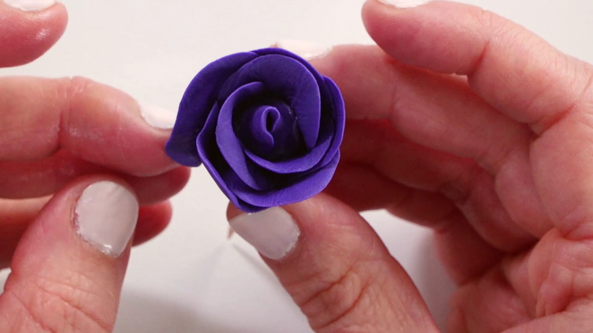 Fondant: 3-D Roses