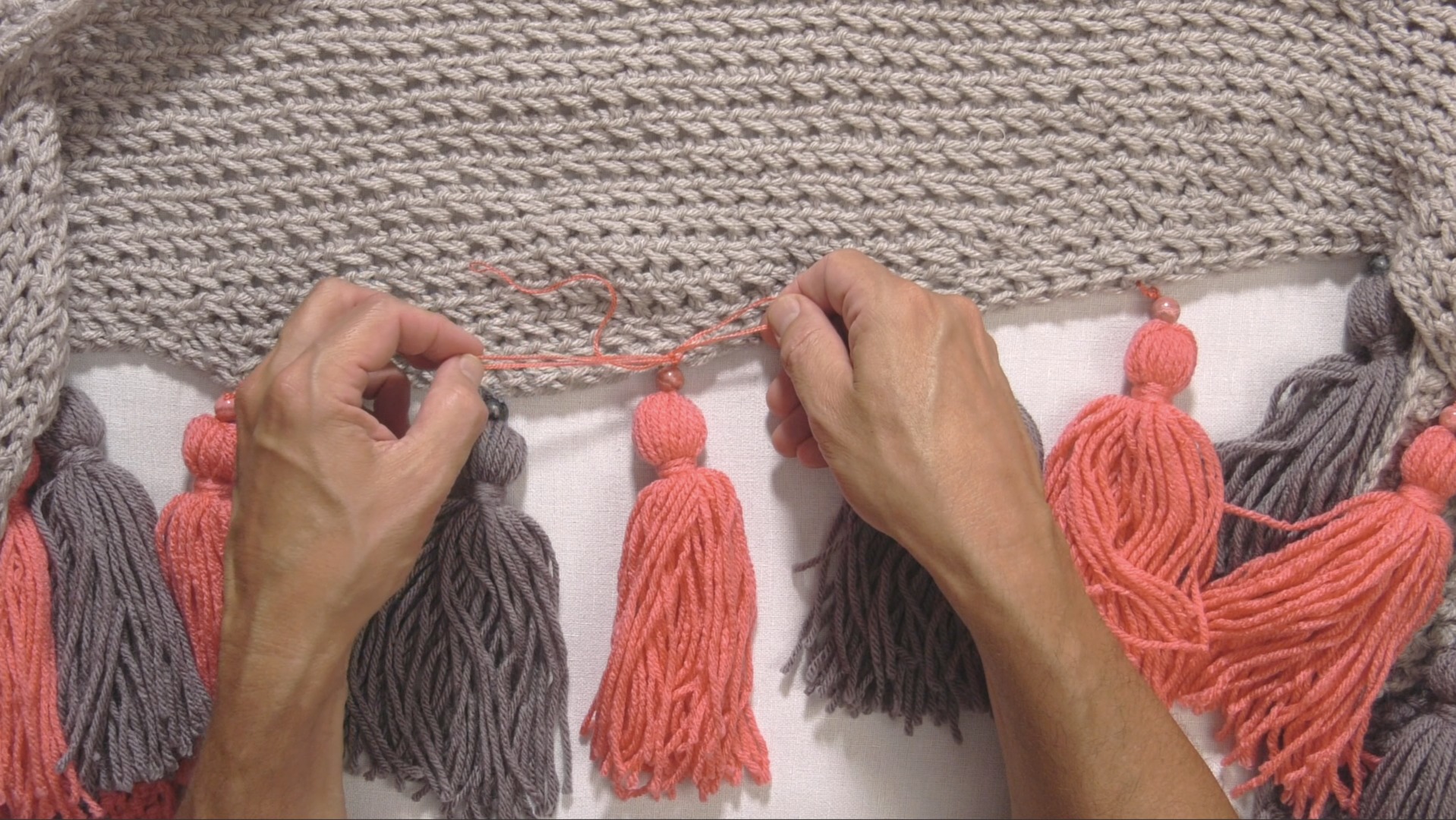 Cómo Hacer la Borla para la Estola de encaje con Crochet