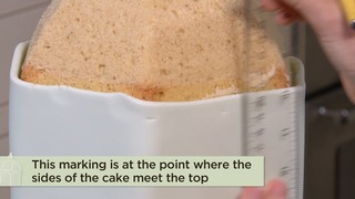 Covering the Cake with Buttercream & Fondant