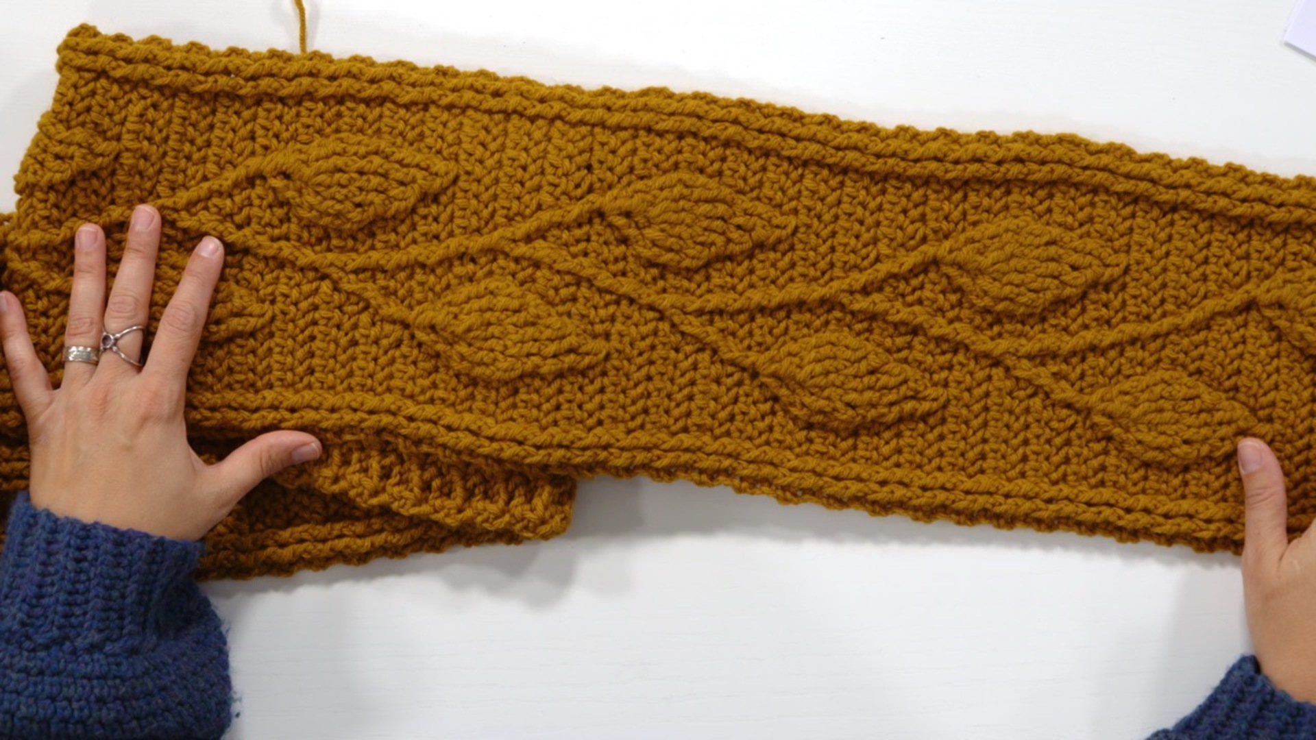 Traveling Vine Scarf