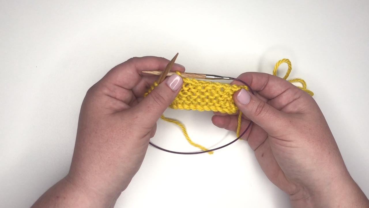 Working the Cable Bind Off | The Knitting Circle