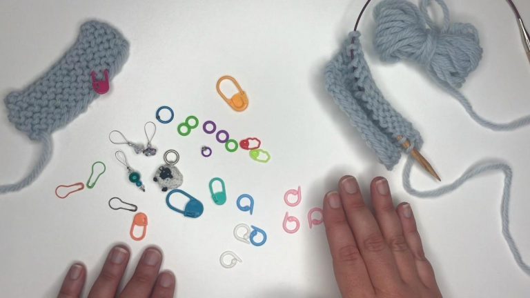 Extra Tools for Knitting: Stitch Markers