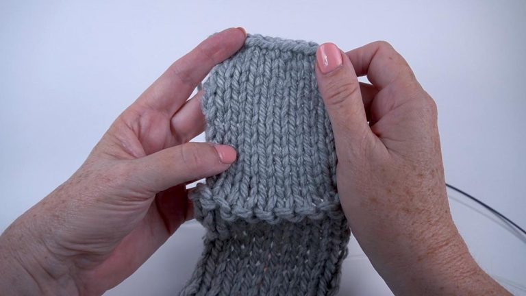 Mistakes 101: Knitting Too Tight/Looseproduct featured image thumbnail.