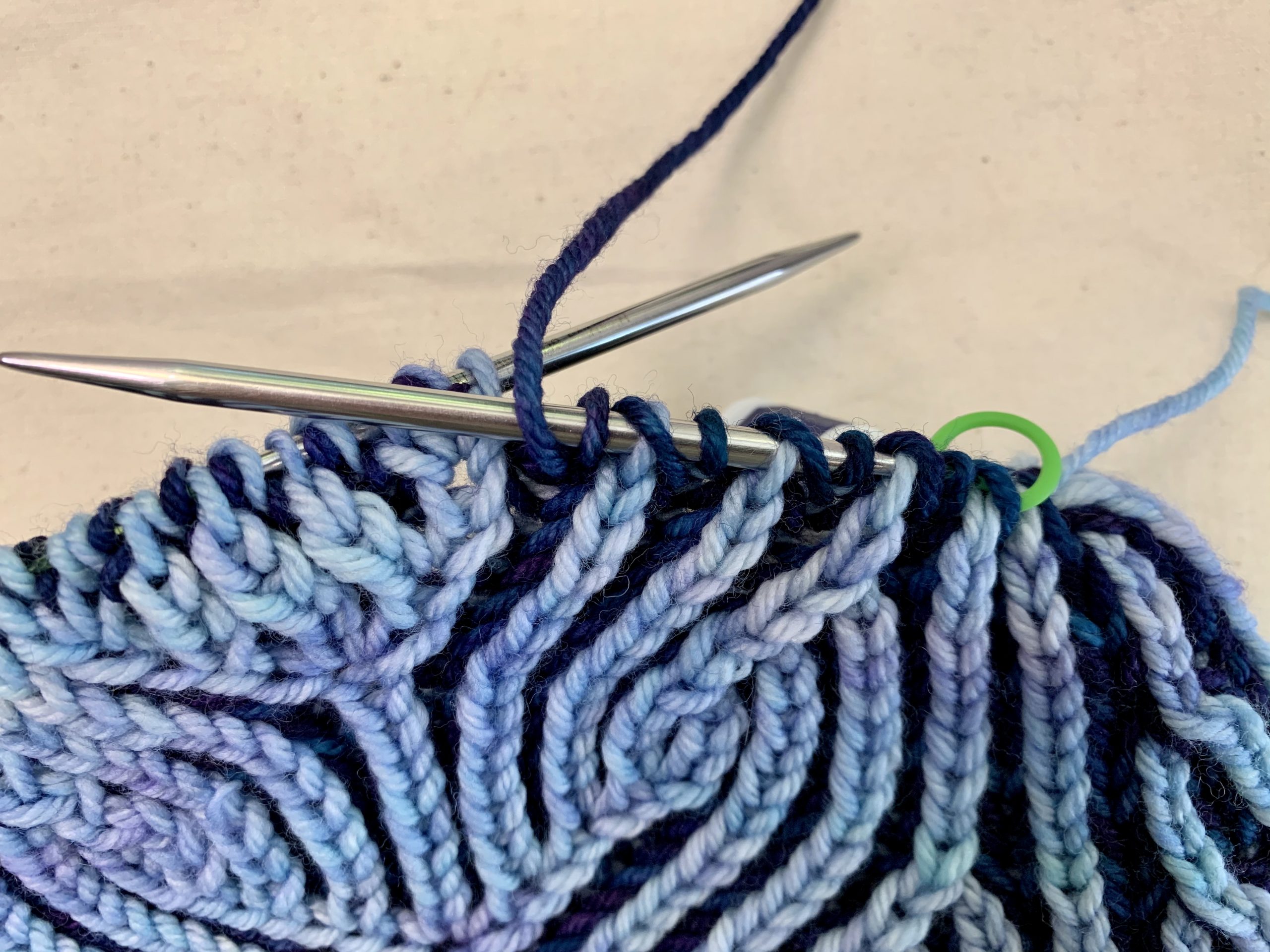 How To Knit: Circular Two-Color Brioche