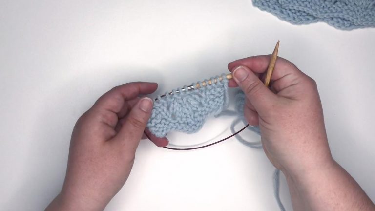 A Stretchy Bind Off for Top-Down Shawlsproduct featured image thumbnail.