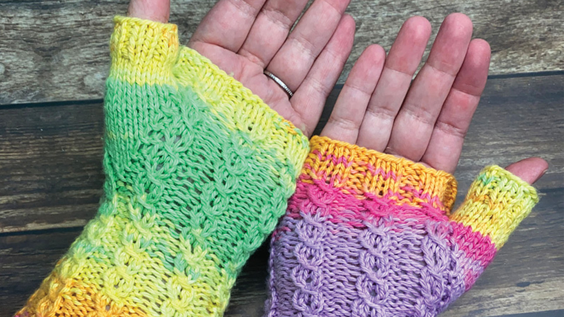 Free Knitting Pattern - Luminance Fingerless Mitts