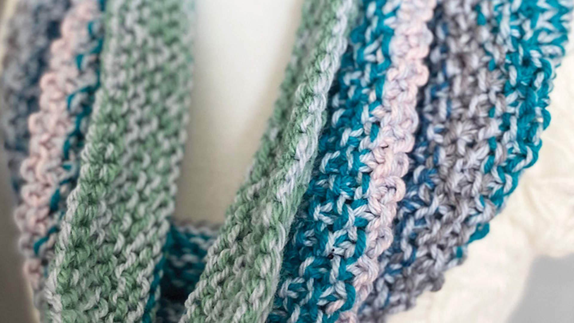 Free Knitting Pattern - Odds & Ends Cowl