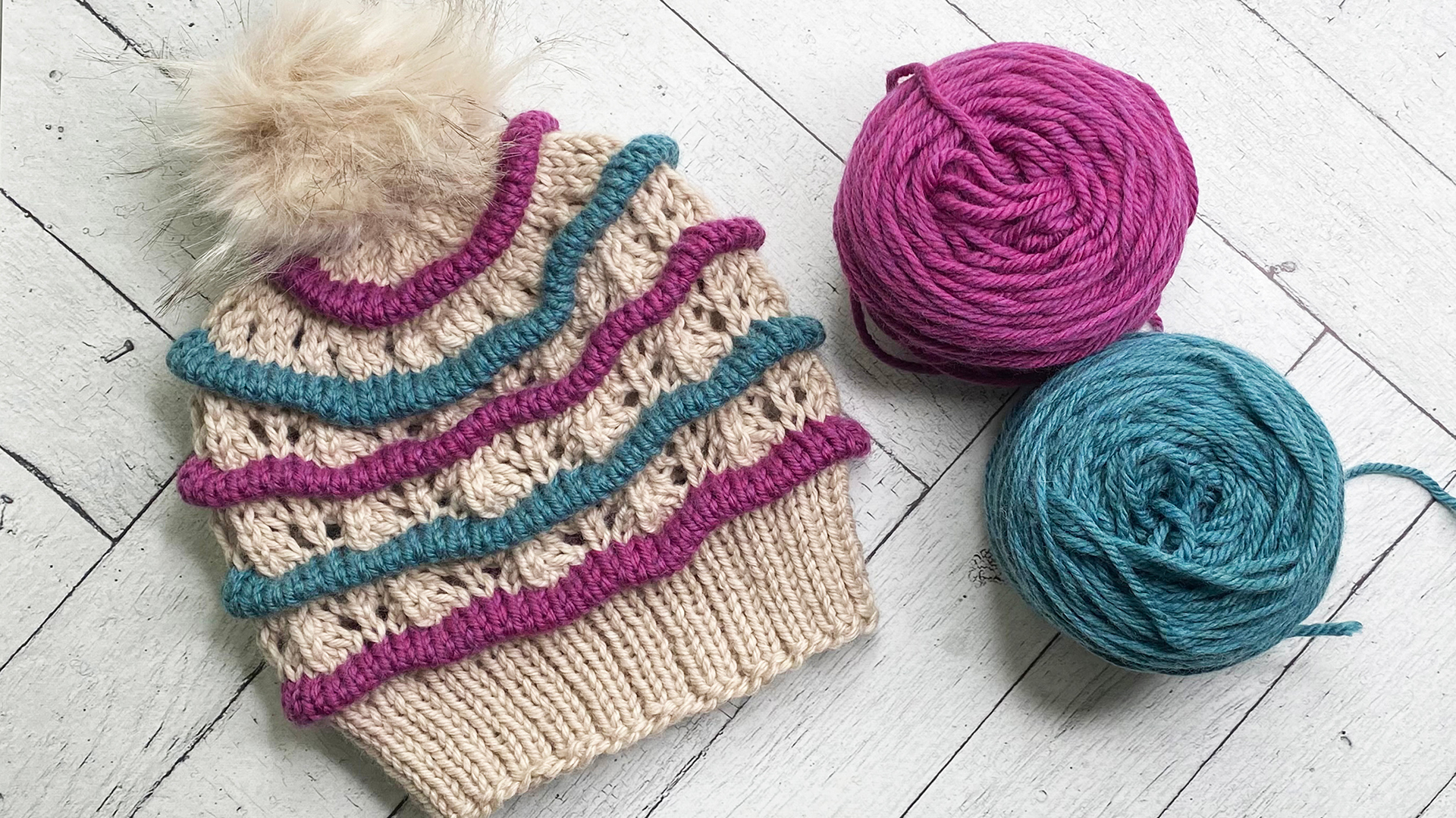 Free Knitting Pattern -  Gentle Waves Hat