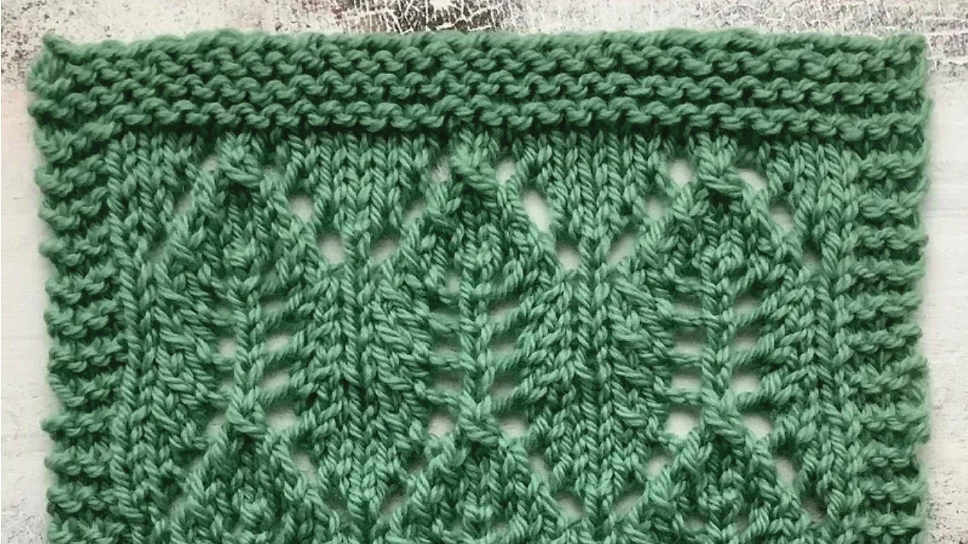 Free Knitting Pattern - Greensleeves Square
