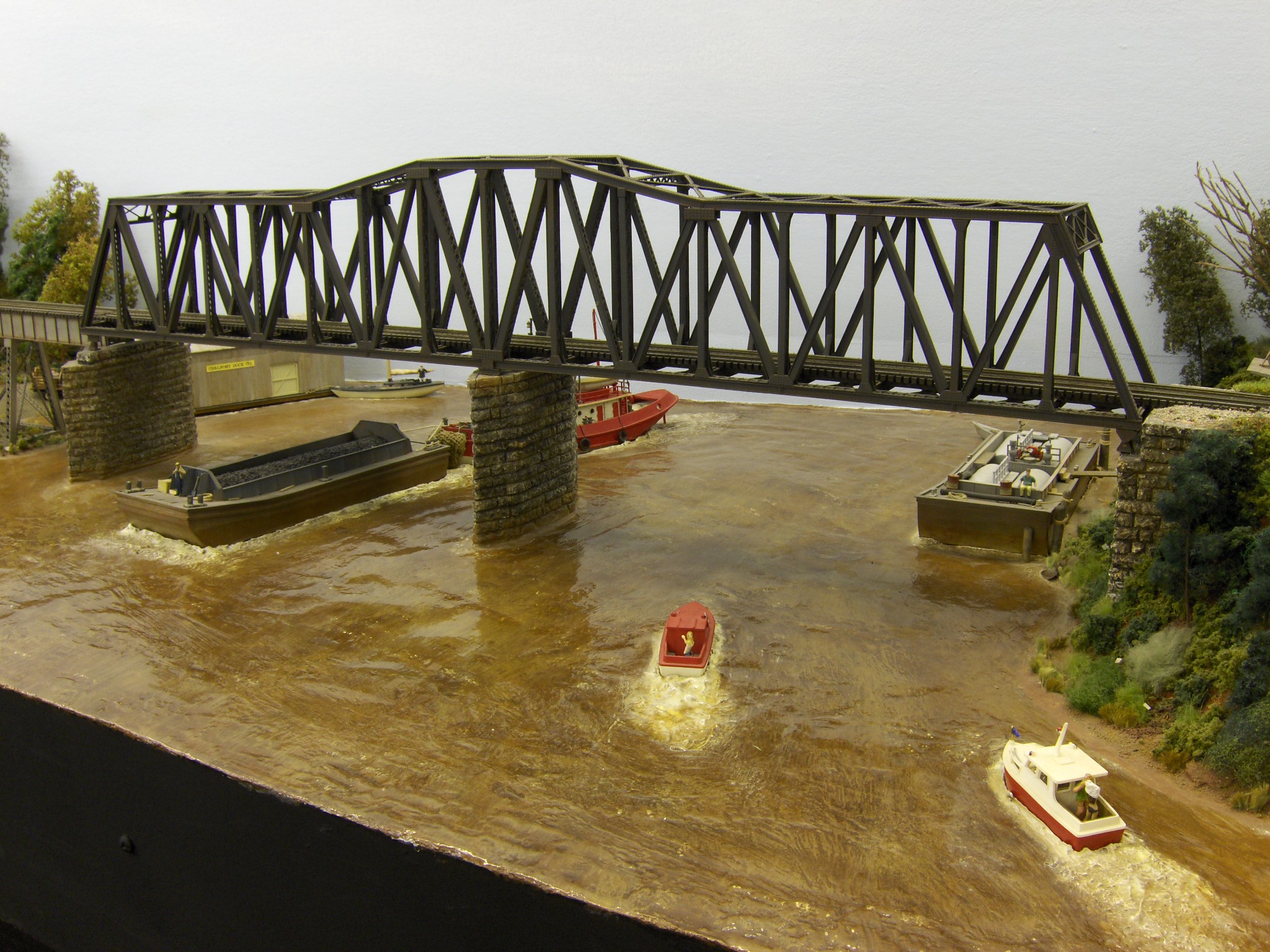 HO scale water dock - Model railroad layouts plansModel railroad layouts  plans