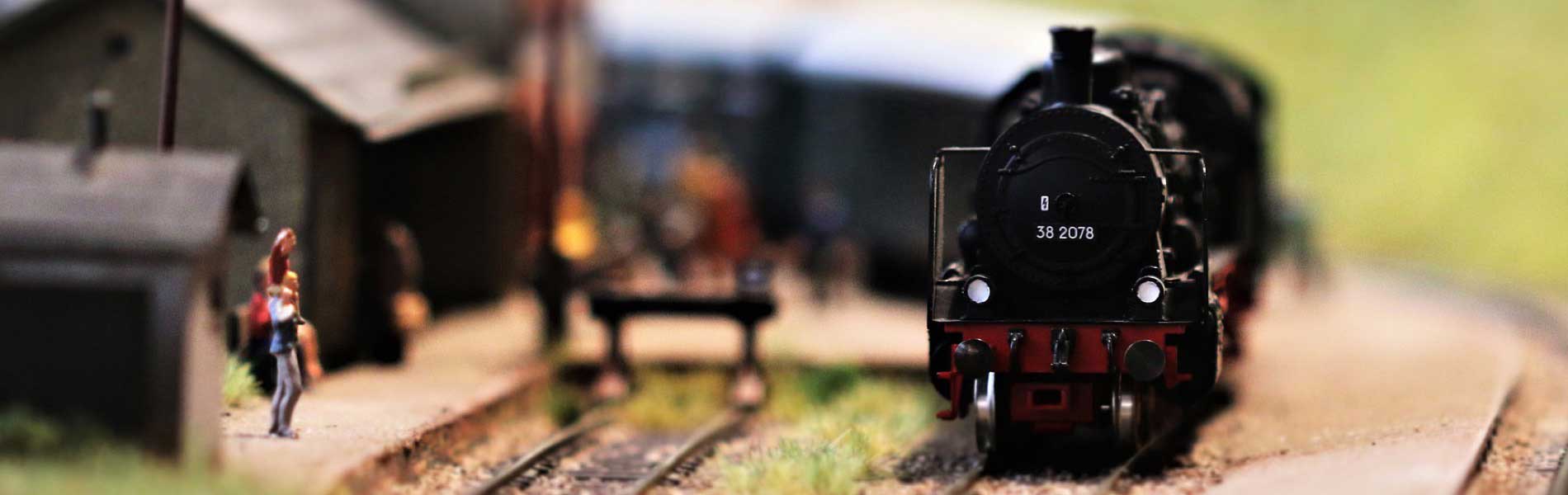 Carousel image for All aboard! Discover the world of model railroading slide.