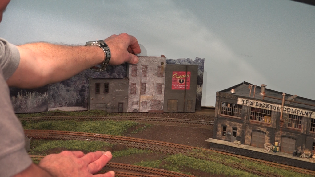 Making Model Railroad Buildings with Styrene MRA