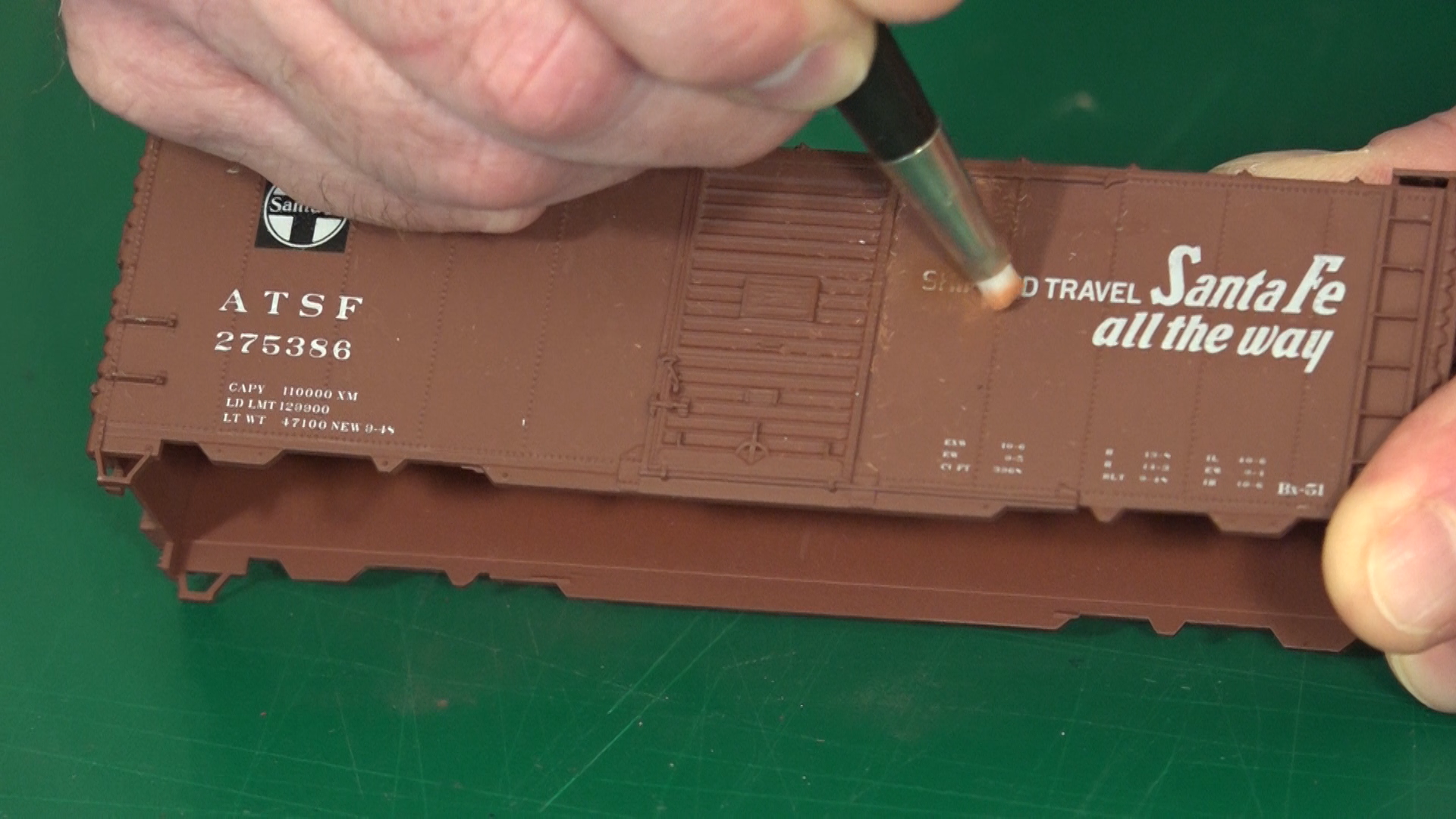 Model Railroading Tips: Weathering with a Scratch Brushproduct featured image thumbnail.
