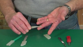 scalpels-vs-hobby-knives