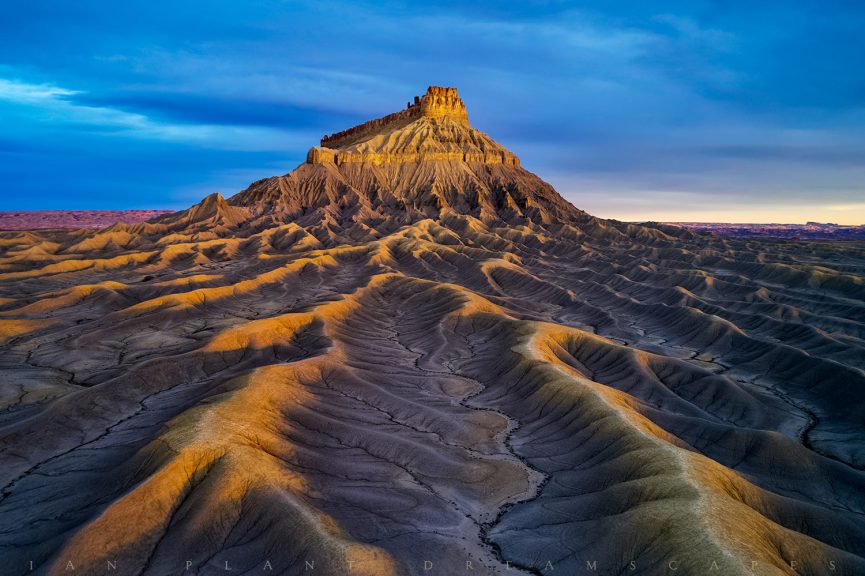 Behind the Shot: Caineville Badlands, Utah | Outdoor Photography Guide