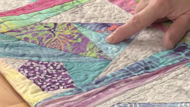 How to Choose Fabric for a Quilt Using Fabric Texture product featured image thumbnail.