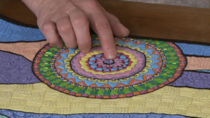 Colorful circle quilting pattern