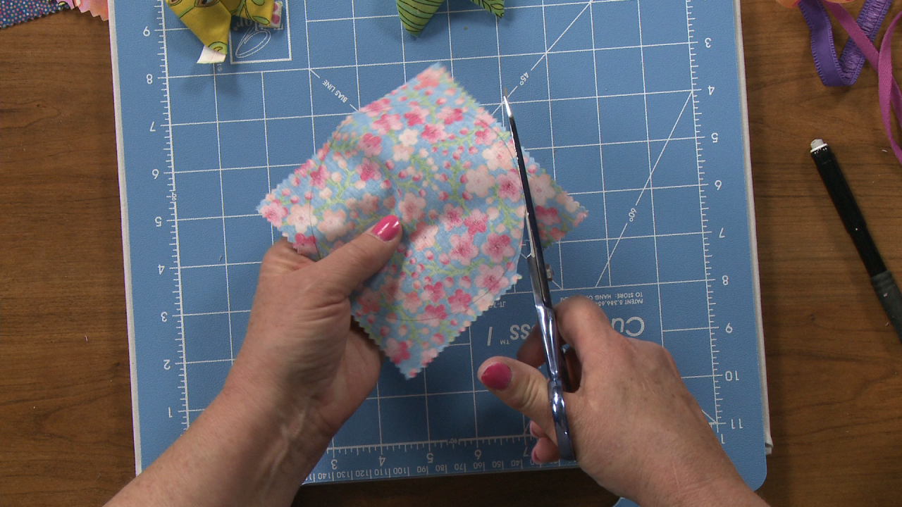 Small Quilting Projects: Charm Square Cat Toys