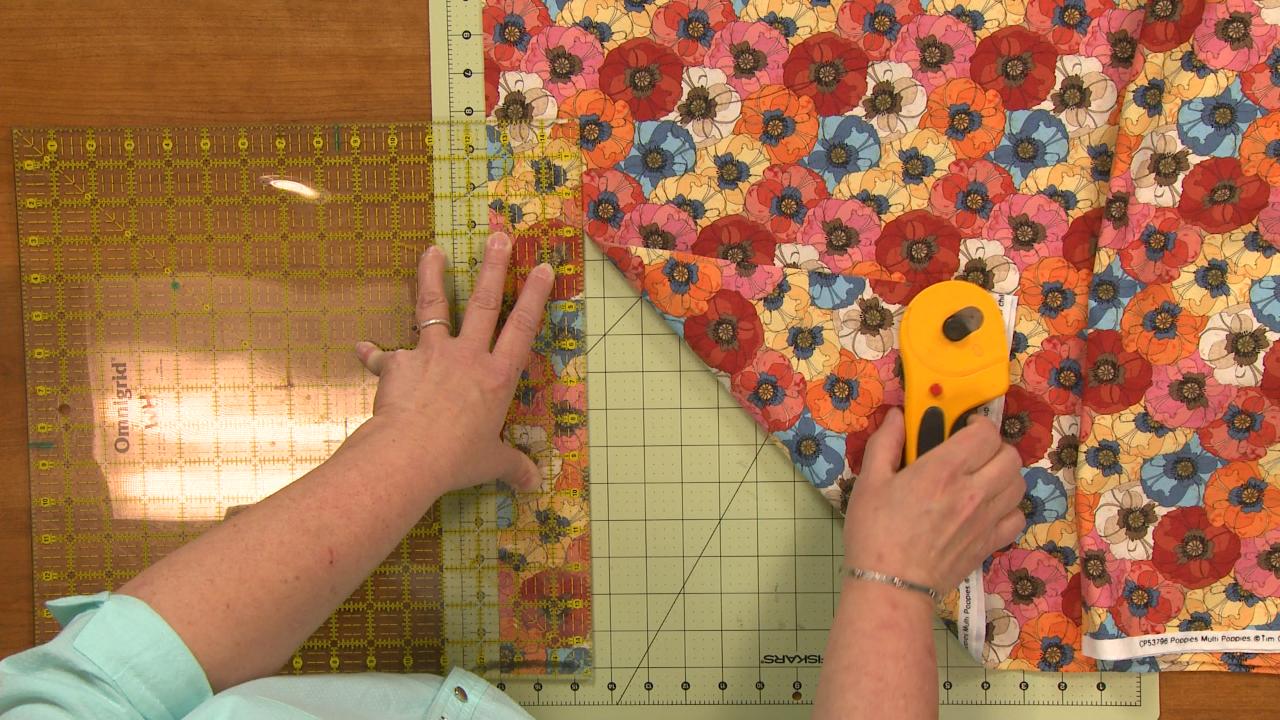 Cutting flower fabric