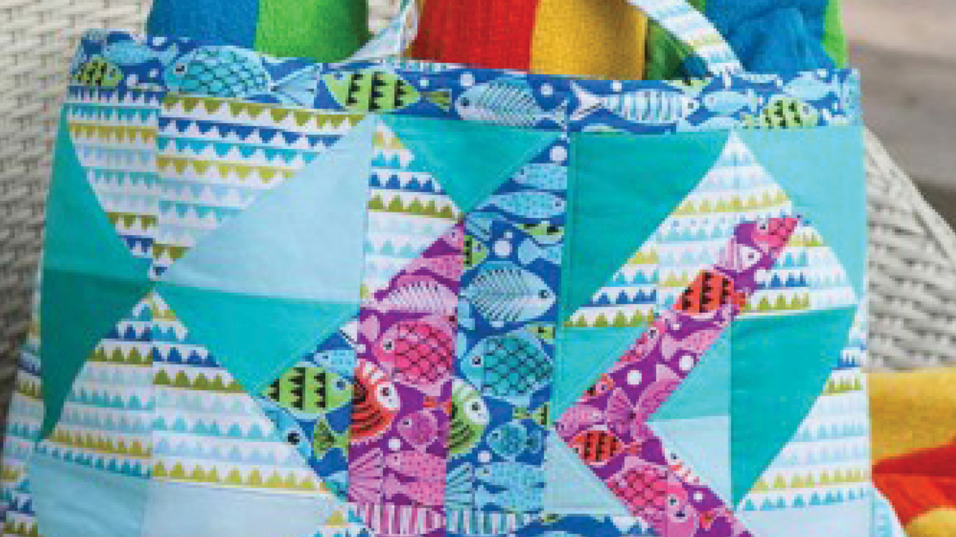 Free Quilt Pattern - Something's Fishy Beach Bag