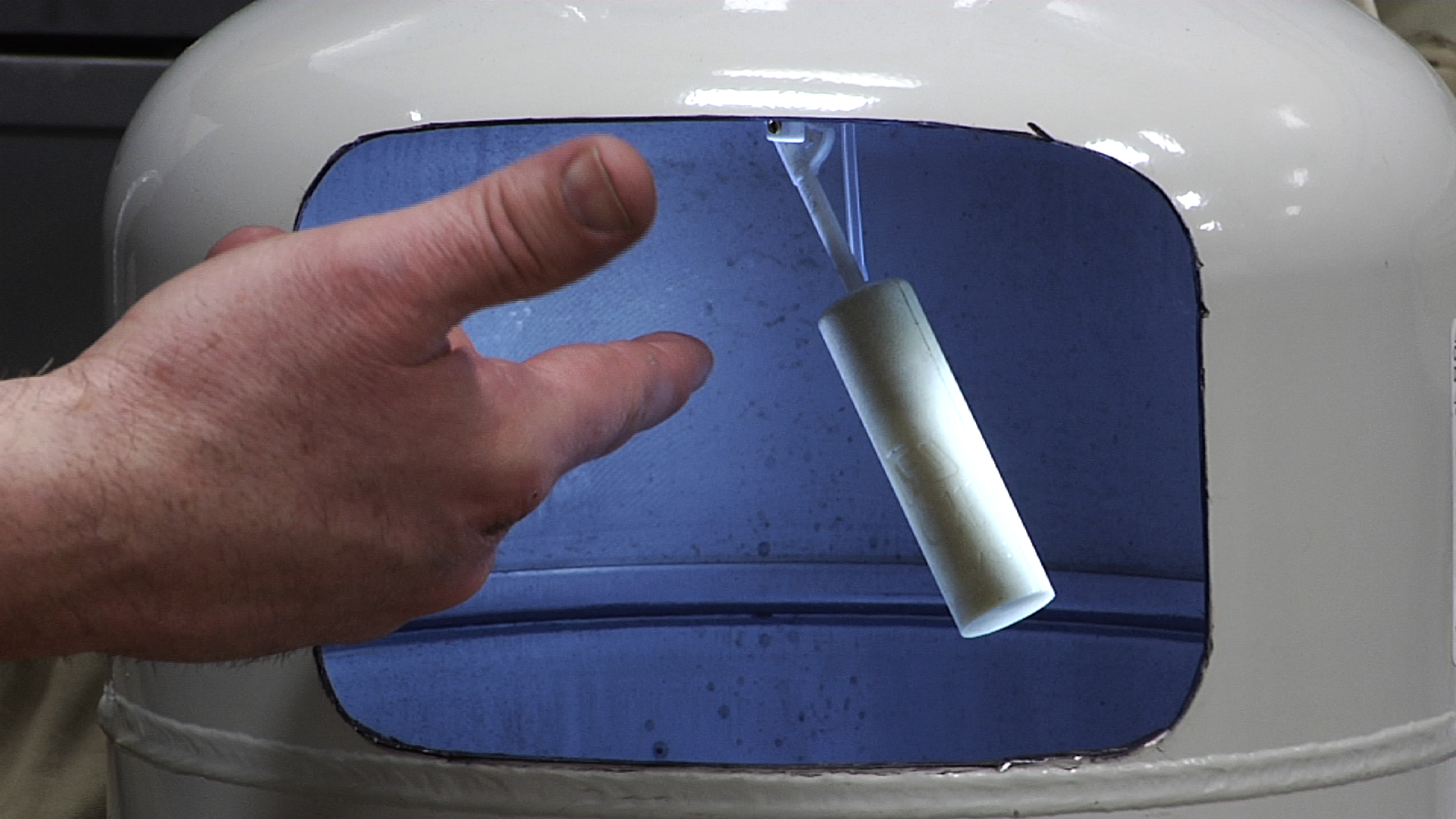 Using the Overfill Protection Device on an RV Propane Tank