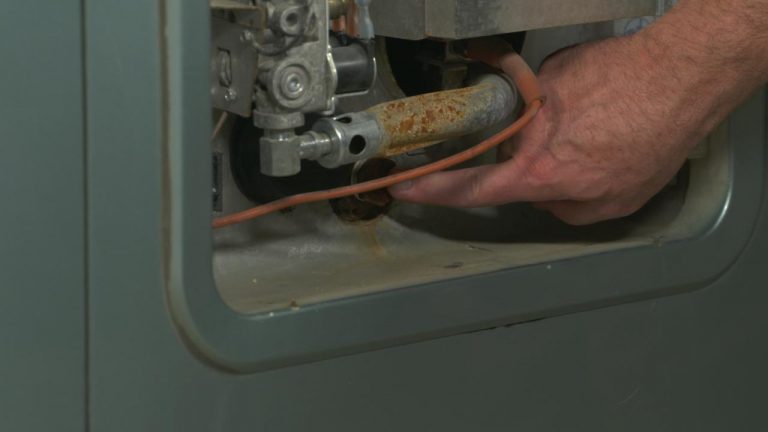 Repairing a Broken Water Heater Drain Plugproduct featured image thumbnail.