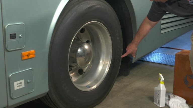 How to Determine Optimal RV Tire Pressureproduct featured image thumbnail.