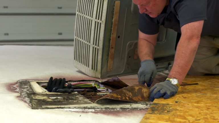 RV Roof Repair: Cleaning up Water Damageproduct featured image thumbnail.
